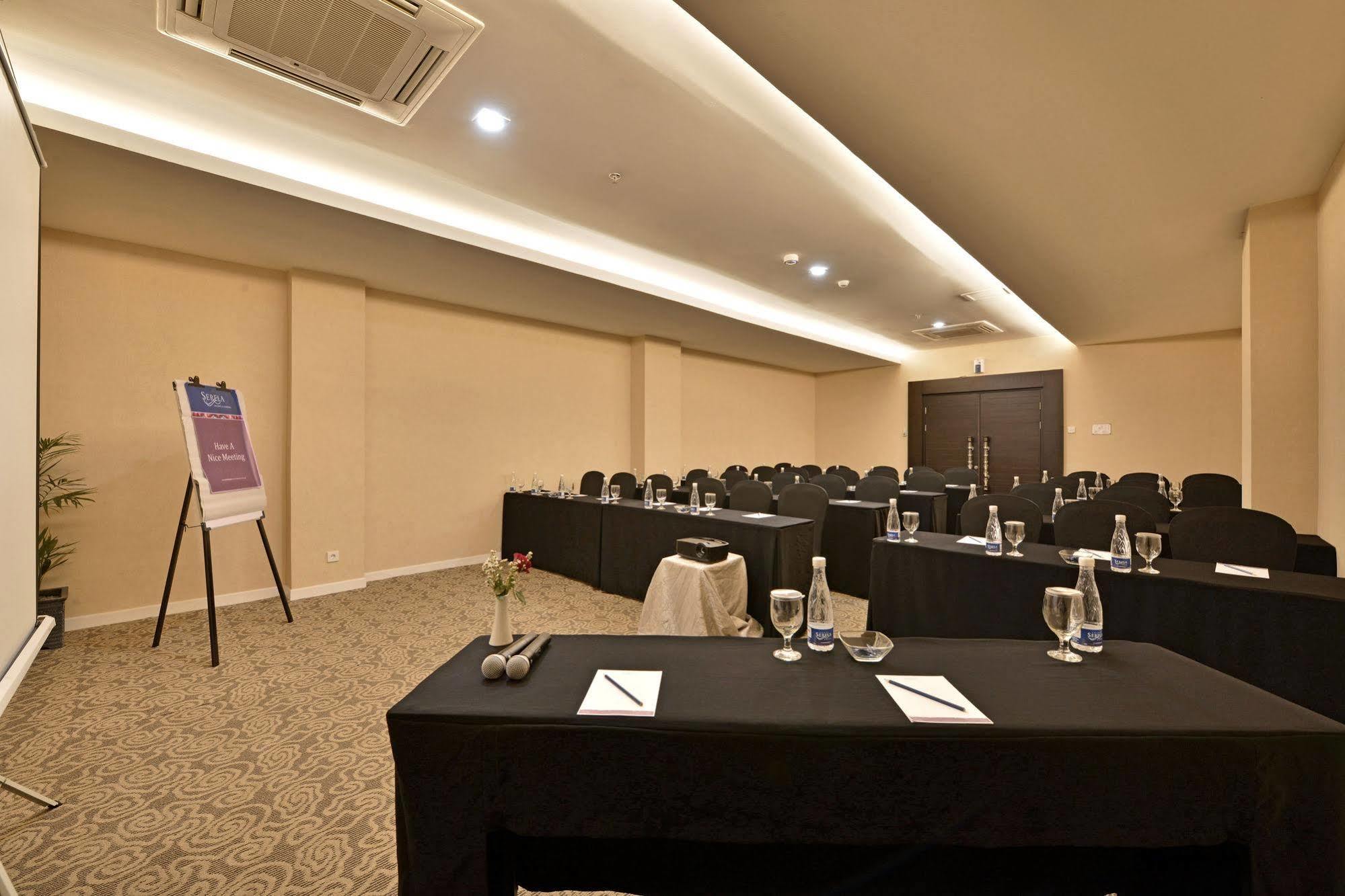 Serela Cihampelas By Kagum Hotels Bandung Dış mekan fotoğraf